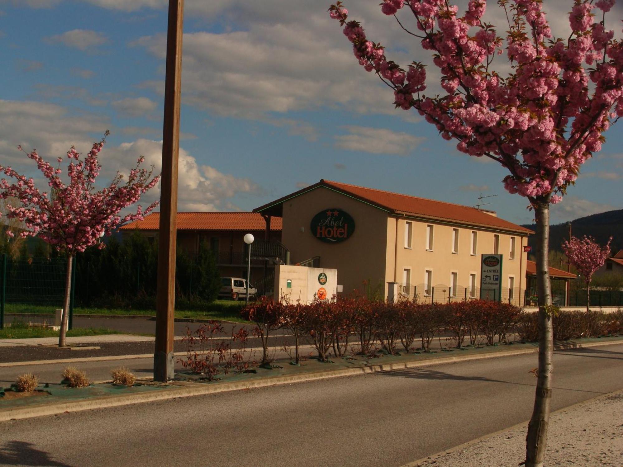 Abel Hotel Langeac Exterior foto